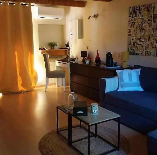 A L Escale Passa Pais * Le Poujol-sur-Orb